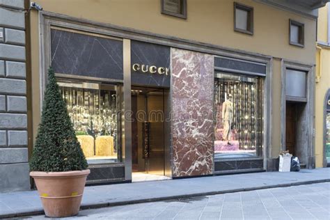 gucci store in florence italy|gucci cafe florence closed.